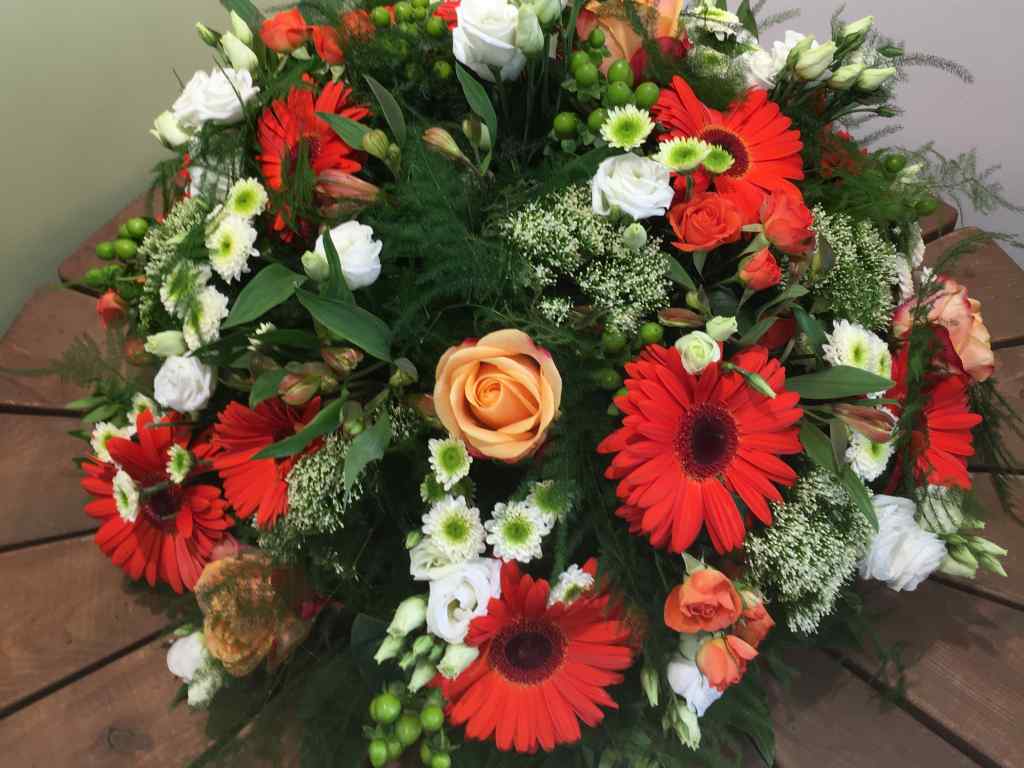 PF Assistance - Composition florale coussin Arystide PF Assistance - Composition florale coussin Arystide